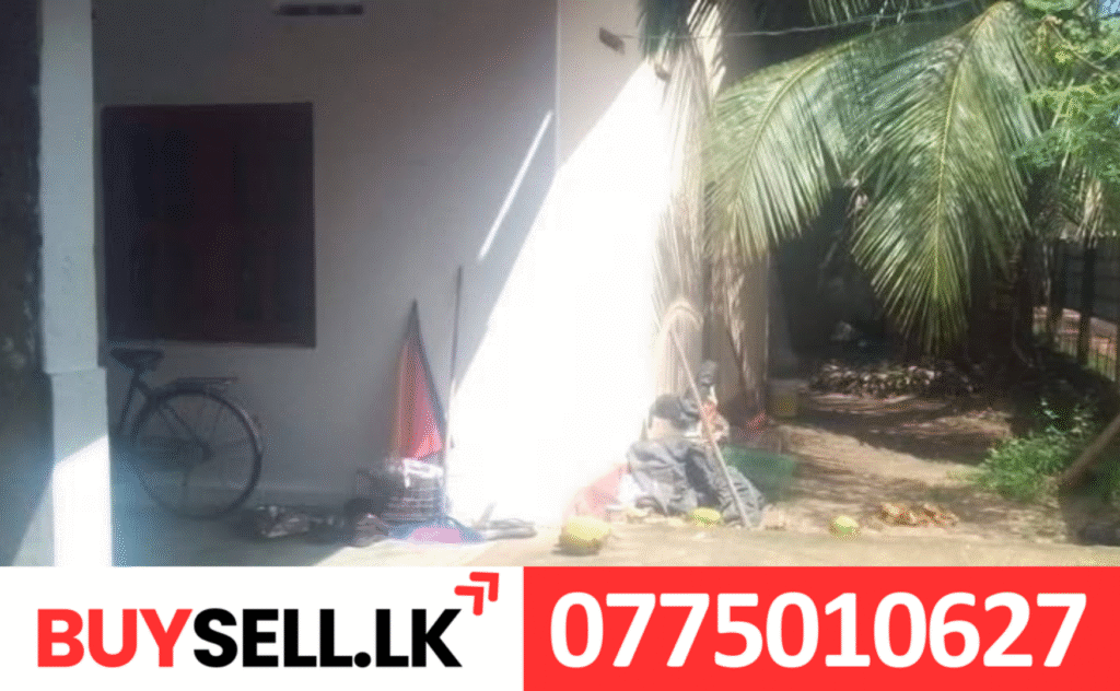 Land with House for Sale in Mailambaveli