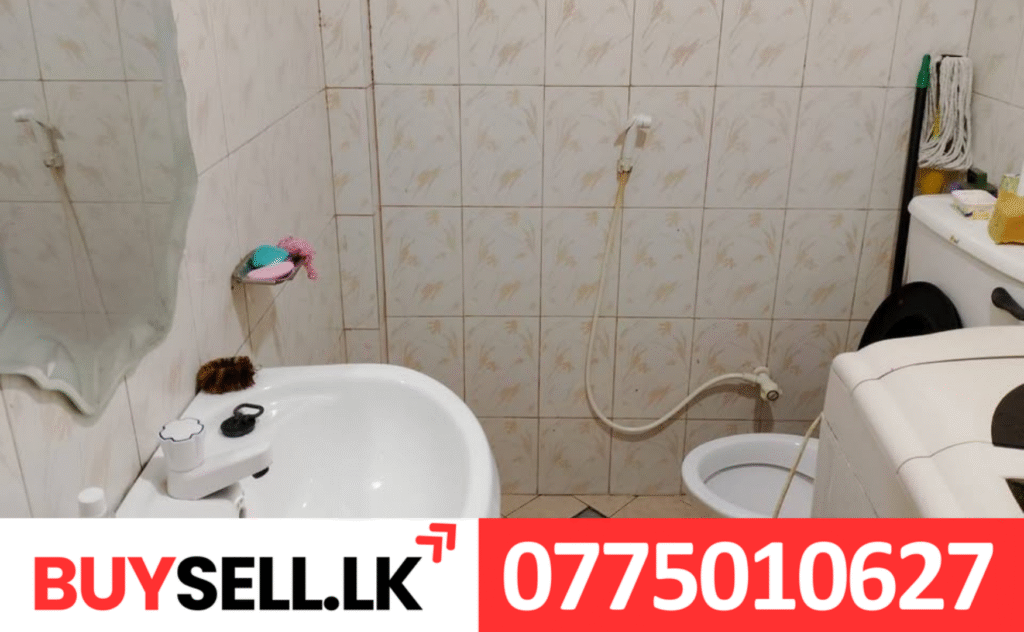 Horana Land with House for Sale near to southern highway