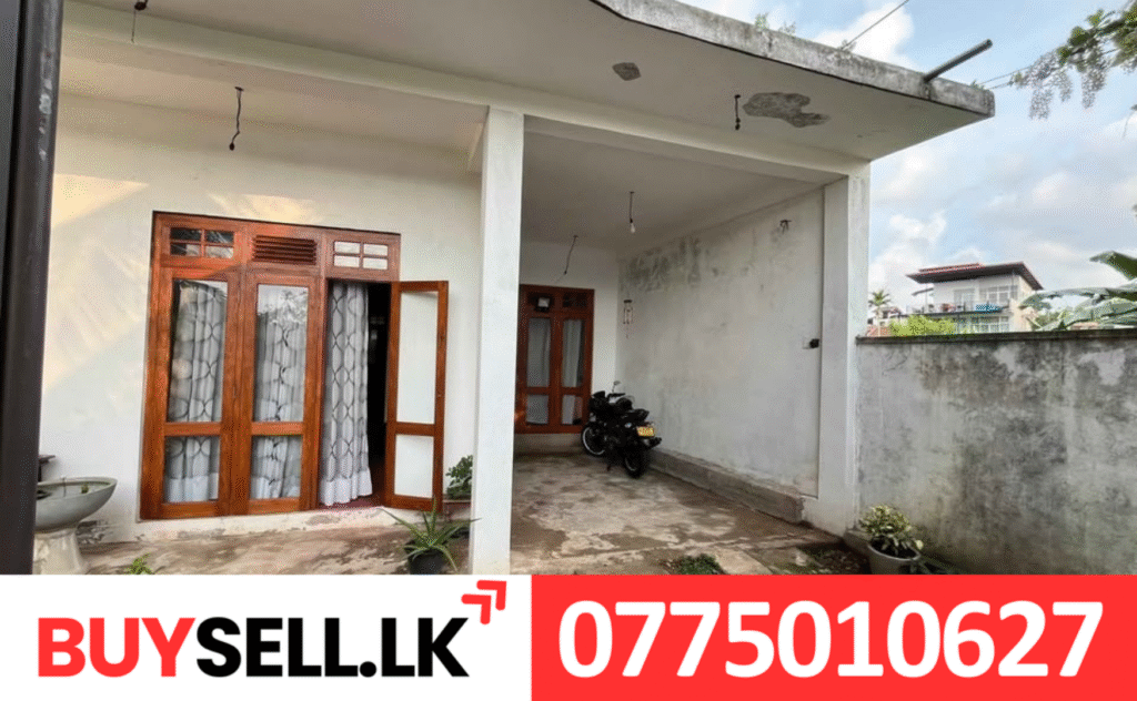 Hose for sale Nugegoda South of north-east of Dehiwela Mt. Lavinia