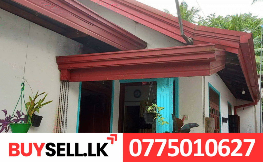 House for Sale in Alawwa near to Railway Station