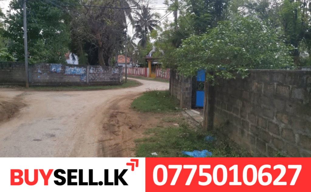 Land for Sale in Kokkuvil near to Selva Hall