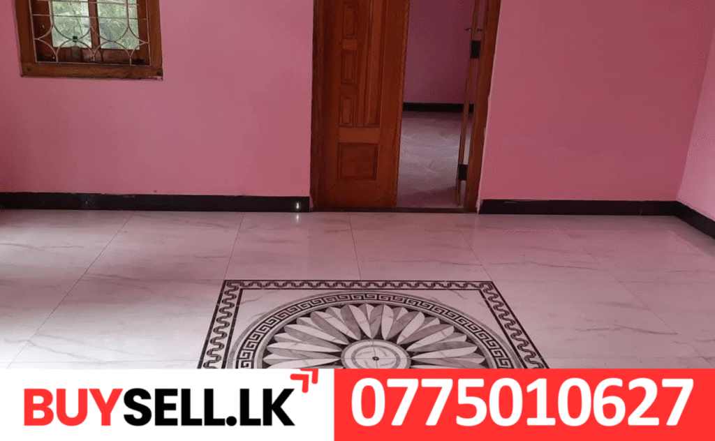 House for Sale in Porpathy Main Road near to Aadiyapaatham